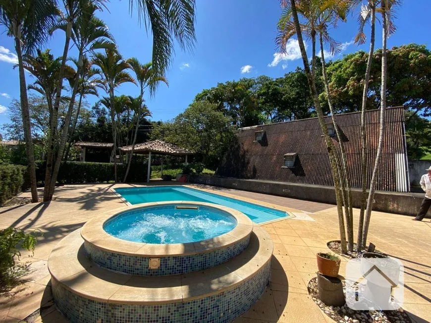 Foto 1 de Fazenda/Sítio com 3 Quartos à venda, 2189m² em Cachoeiras do Imaratá, Itatiba