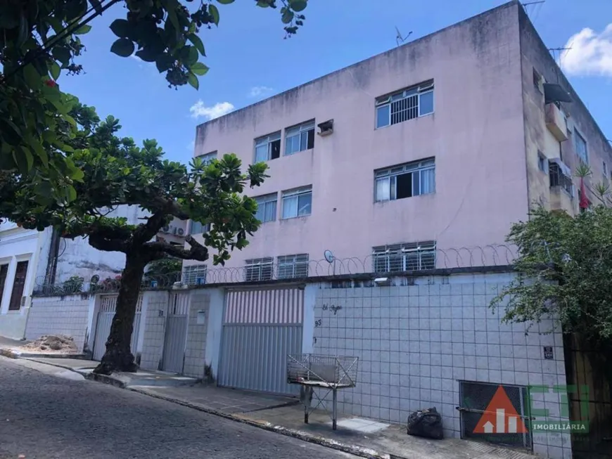 Foto 1 de Apartamento com 2 Quartos à venda, 70m² em Casa Amarela, Recife