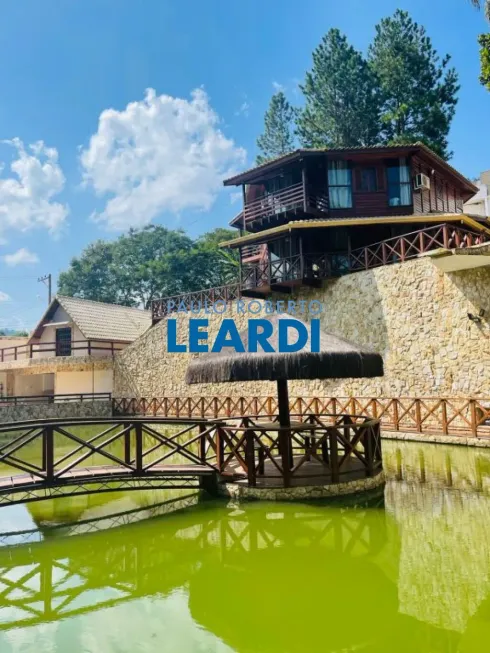 Foto 1 de Fazenda/Sítio com 2 Quartos à venda, 1500m² em Chácaras Copaco, Arujá