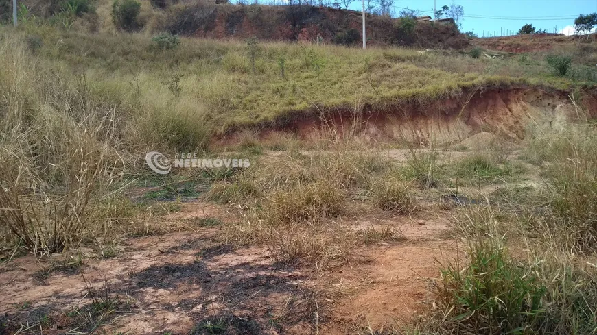 Foto 1 de Lote/Terreno à venda, 360m² em São Damião, Vespasiano