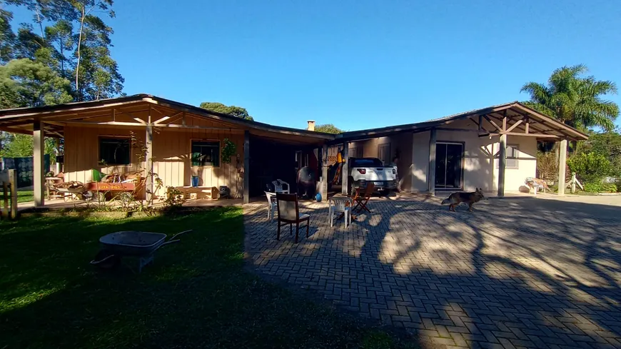 Foto 1 de Fazenda/Sítio com 4 Quartos à venda, 69m² em Passo Amarelo, Fazenda Rio Grande