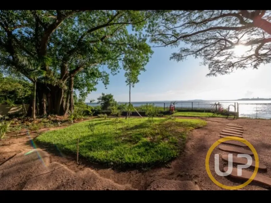 Foto 1 de Casa de Condomínio com 3 Quartos para alugar, 300m² em Pedra Redonda, Porto Alegre