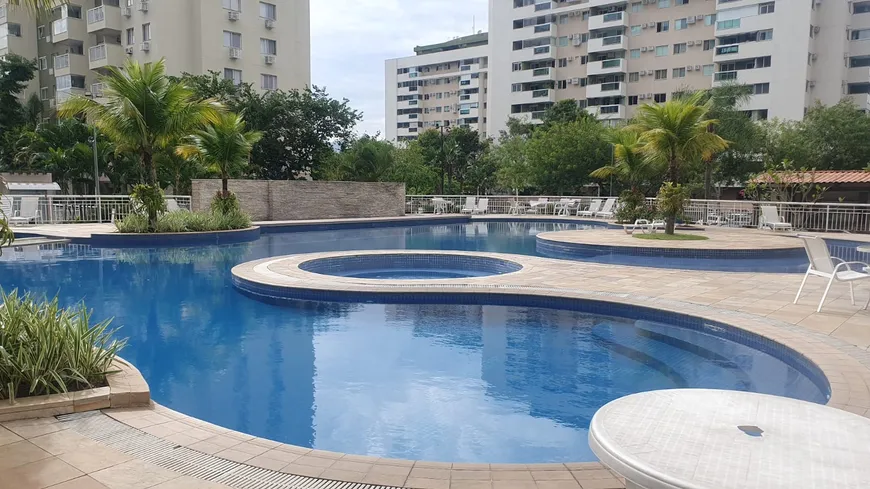 Foto 1 de Apartamento com 3 Quartos para alugar, 75m² em Barra da Tijuca, Rio de Janeiro