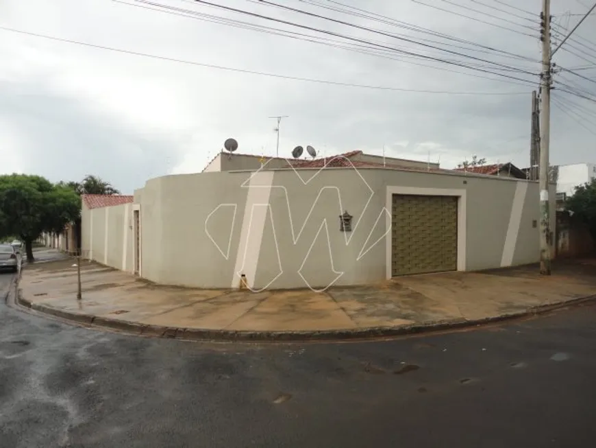 Foto 1 de Casa com 3 Quartos à venda, 207m² em Jardim Roberto Selmi Dei, Araraquara