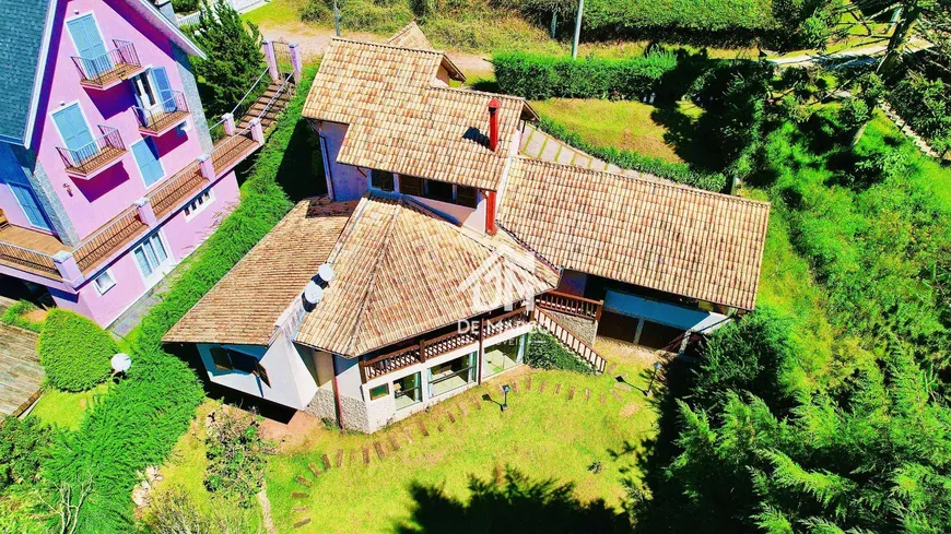 Foto 1 de Casa de Condomínio com 4 Quartos à venda, 148m² em Morro do Elefante, Campos do Jordão