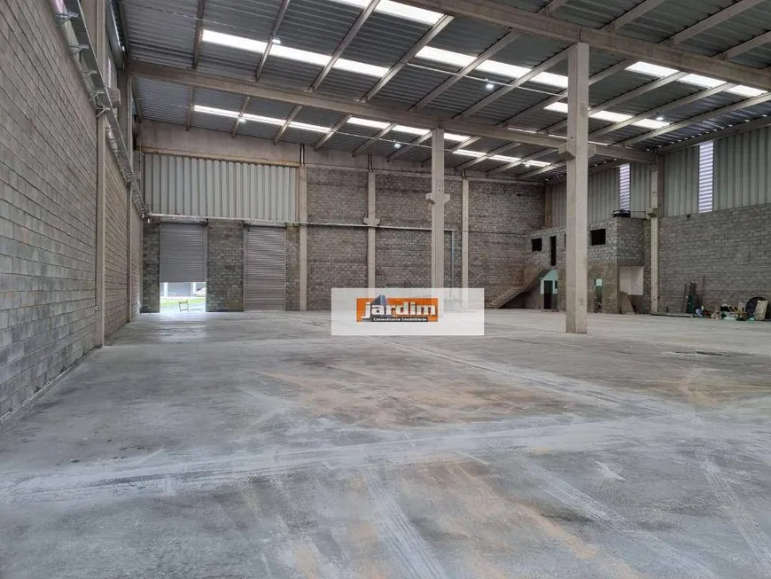 Foto 1 de Galpão/Depósito/Armazém para venda ou aluguel, 1350m² em Cooperativa, São Bernardo do Campo