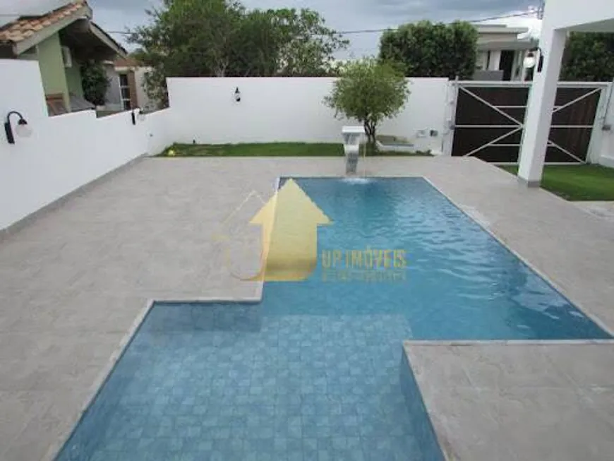 Foto 1 de Casa com 3 Quartos para venda ou aluguel, 297m² em Jardim Imperial, Cuiabá