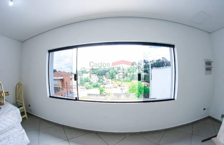 Foto 1 de Sobrado com 3 Quartos à venda, 180m² em Vila Irmãos Arnoni, São Paulo