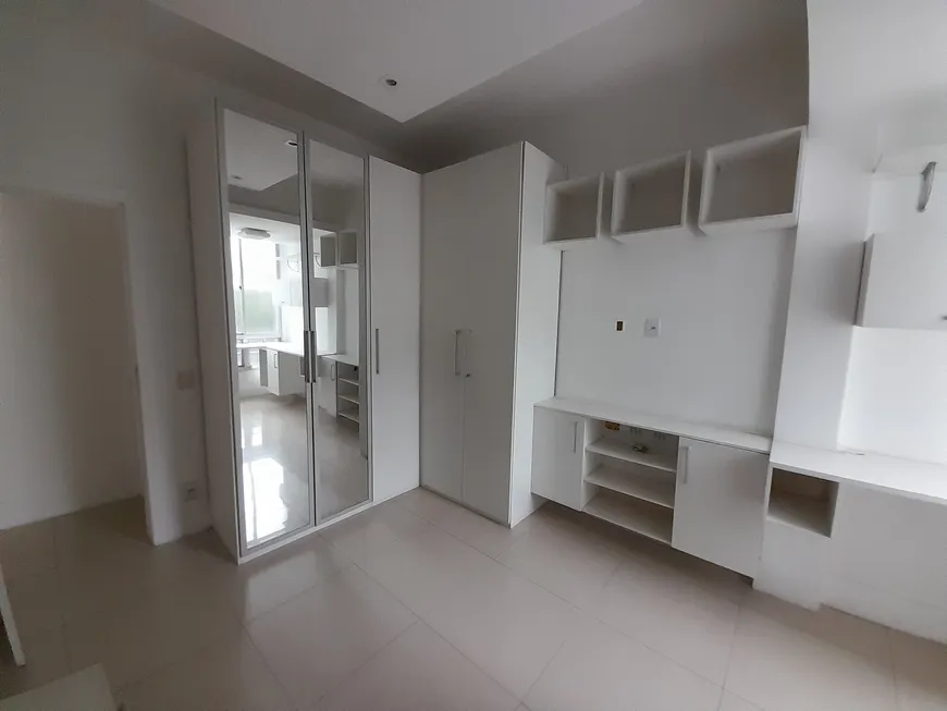 Foto 1 de Apartamento com 2 Quartos à venda, 75m² em Laranjeiras, Rio de Janeiro