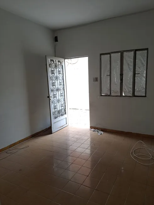 Foto 1 de Casa com 1 Quarto à venda, 40m² em Centro, Nilópolis