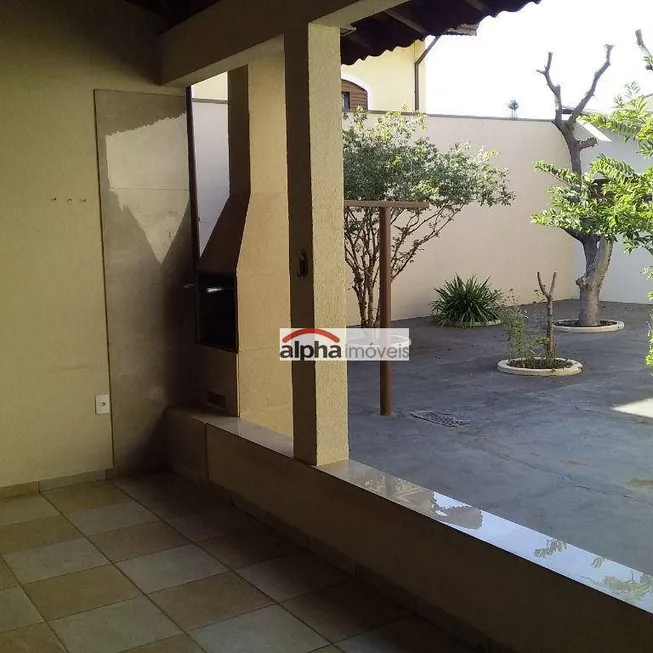 Foto 1 de Casa com 2 Quartos à venda, 133m² em Jardim Santa Izabel, Hortolândia