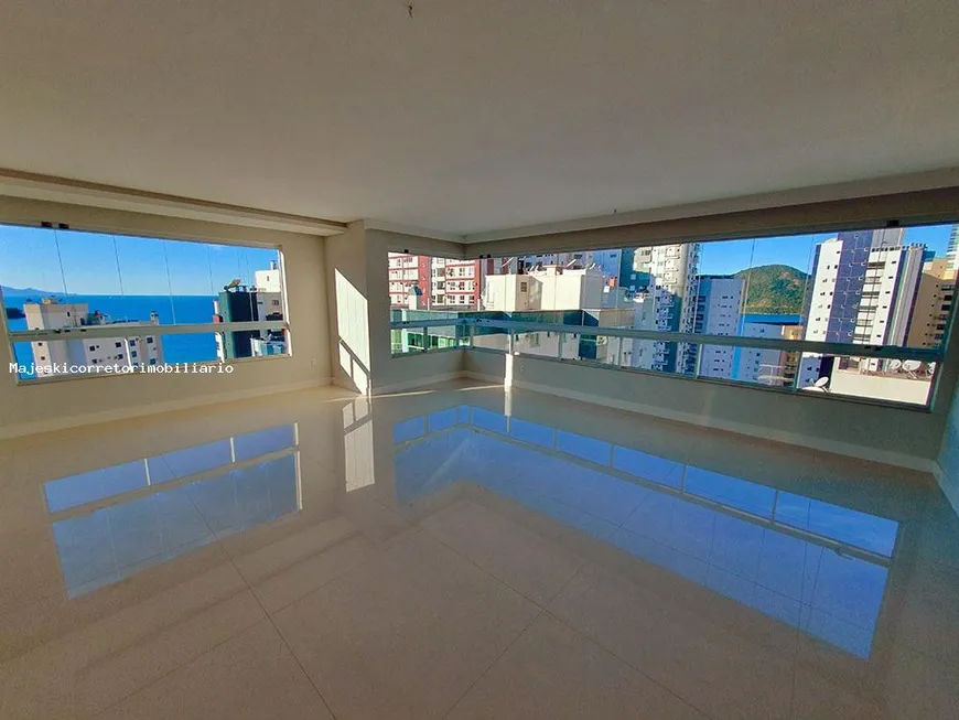 Foto 1 de Apartamento com 3 Quartos à venda, 145m² em Centro, Balneário Camboriú