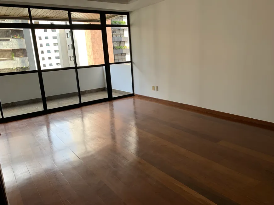 Foto 1 de Apartamento com 4 Quartos para alugar, 265m² em Lourdes, Belo Horizonte