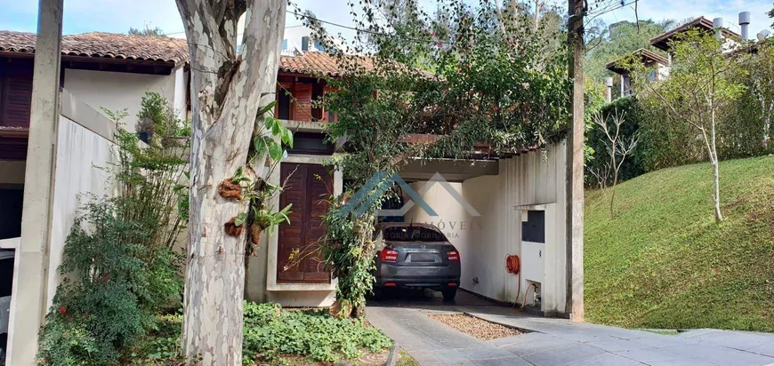 Foto 1 de Casa de Condomínio com 3 Quartos à venda, 190m² em Alphaville, Santana de Parnaíba