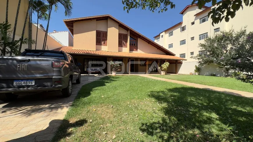 Foto 1 de Sobrado com 3 Quartos à venda, 383m² em Cidade Jardim, São Carlos