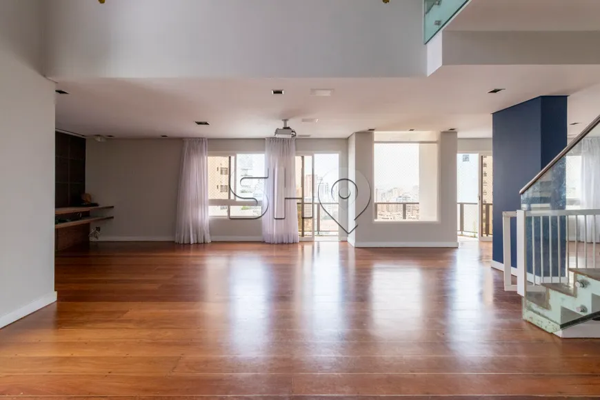 Foto 1 de Apartamento com 4 Quartos para alugar, 280m² em Higienópolis, São Paulo