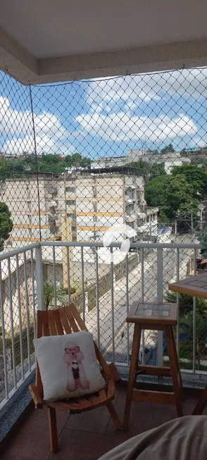 Foto 1 de Apartamento com 3 Quartos à venda, 81m² em Centro, São Gonçalo