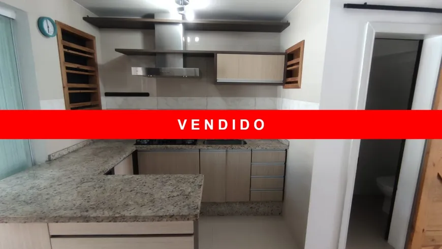 Foto 1 de Casa com 2 Quartos à venda, 80m² em Santa Catarina, Joinville