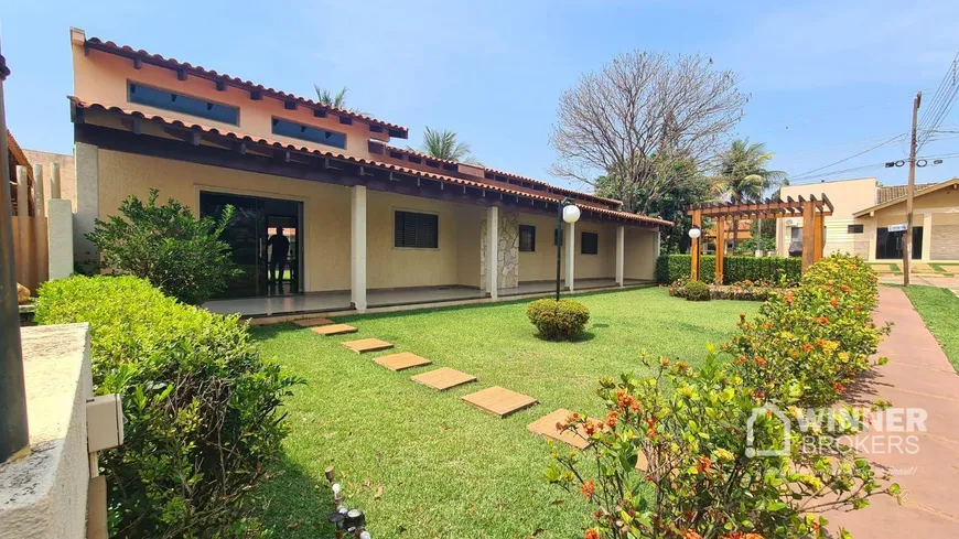 Foto 1 de Casa de Condomínio com 3 Quartos à venda, 460m² em , Santo Inácio