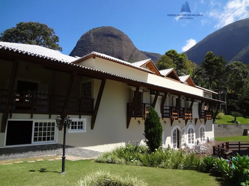 Foto 1 de Casa com 7 Quartos à venda, 1115m² em Araras, Petrópolis