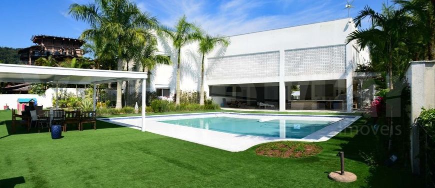 Foto 1 de Casa com 6 Quartos para venda ou aluguel, 800m² em Balneário Praia do Perequê , Guarujá