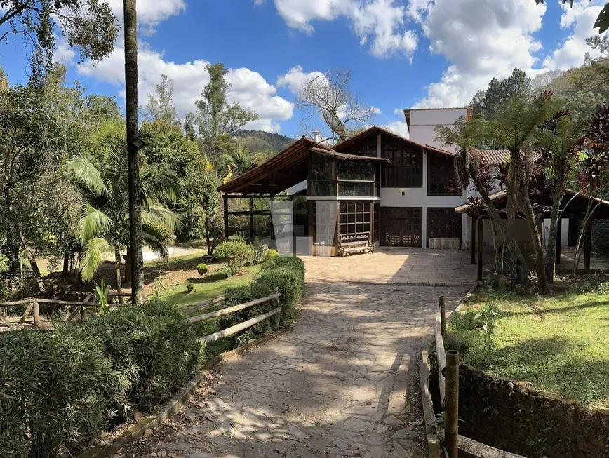 Foto 1 de Casa com 7 Quartos à venda, 800m² em Estancia Serrana, Nova Lima