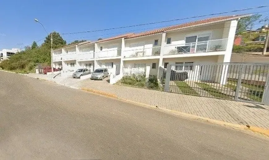 Foto 1 de Sobrado com 2 Quartos à venda, 73m² em América, Farroupilha