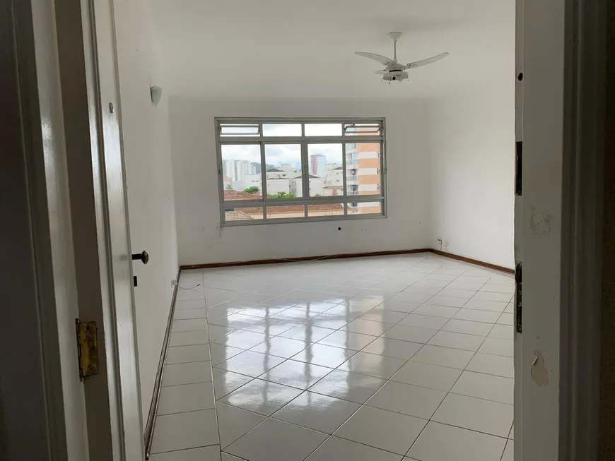 Foto 1 de Apartamento com 3 Quartos à venda, 176m² em Gonzaga, Santos