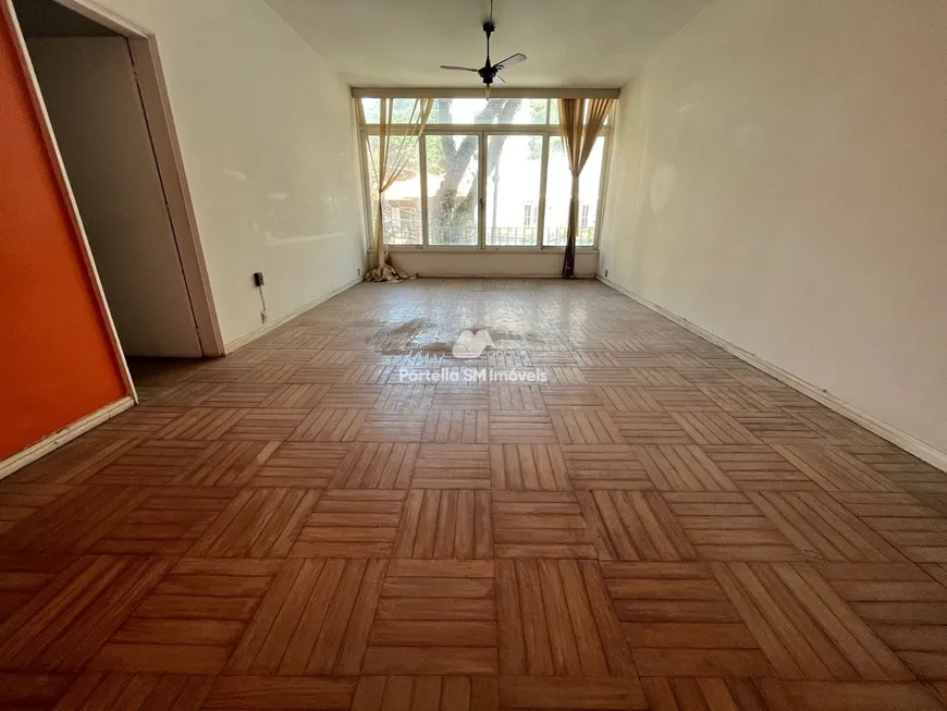 Foto 1 de Apartamento com 3 Quartos à venda, 130m² em Humaitá, Rio de Janeiro