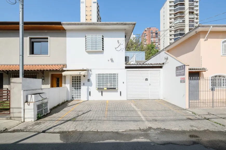 Foto 1 de Casa com 3 Quartos à venda, 120m² em Vila Olímpia, São Paulo