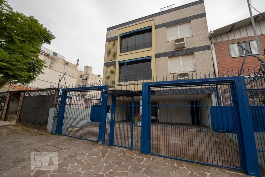 Casas e apartamentos para alugar na Rua João Bonuma, Partenon, Porto Alegre  - QuintoAndar