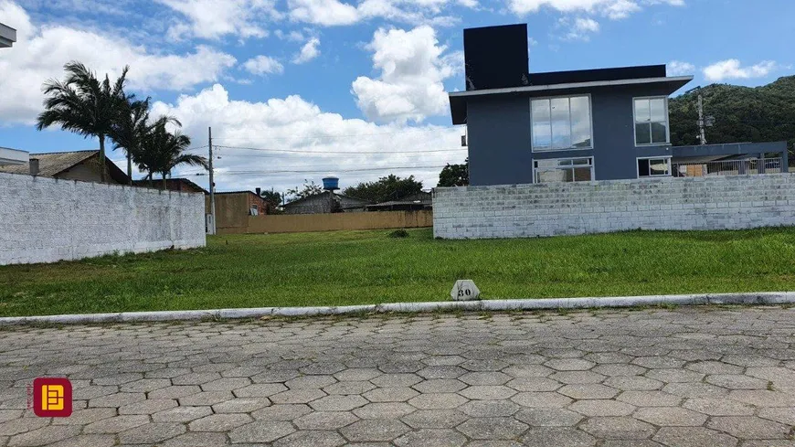 Foto 1 de Lote/Terreno à venda, 361m² em Vargem Grande, Florianópolis