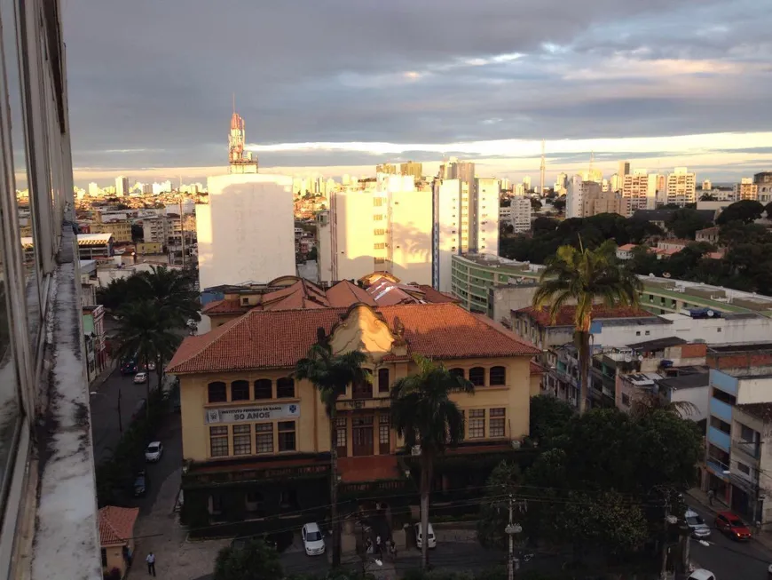 Foto 1 de Apartamento com 3 Quartos à venda, 80m² em Politeama, Salvador