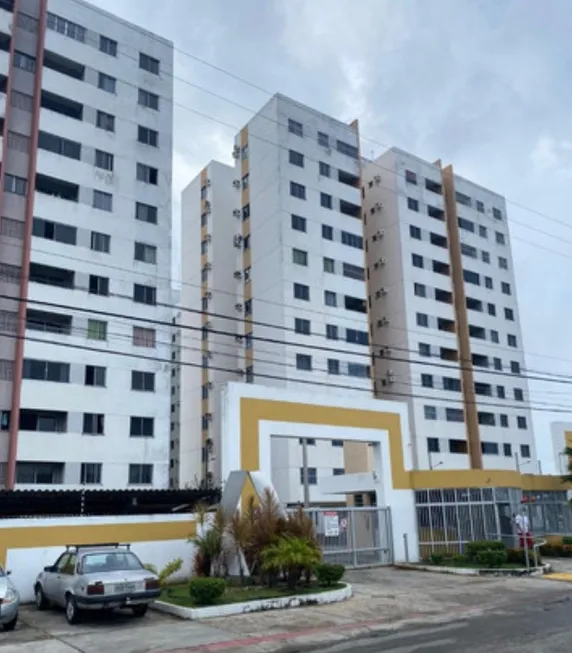 Foto 1 de Apartamento com 3 Quartos à venda, 63m² em Dezoito do Forte, Aracaju