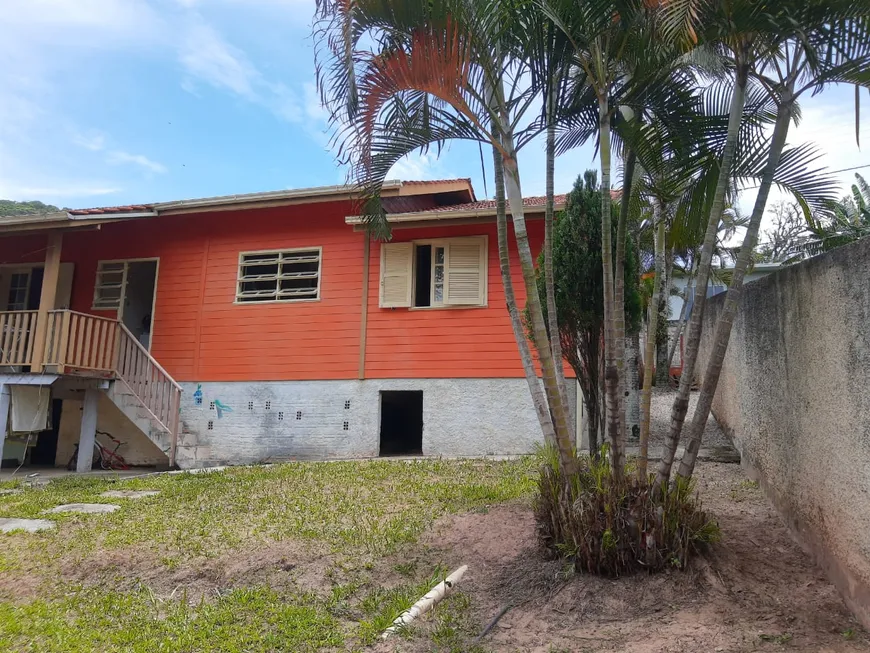 Foto 1 de Casa com 3 Quartos à venda, 120m² em Rio Tavares, Florianópolis