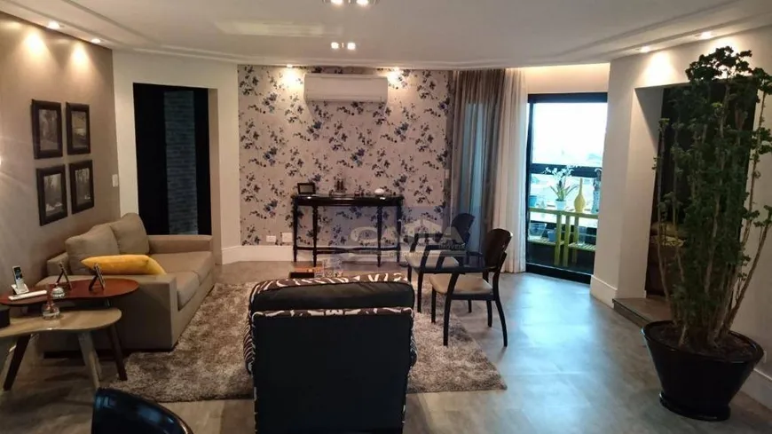 Foto 1 de Apartamento com 3 Quartos à venda, 202m² em Tatuapé, São Paulo