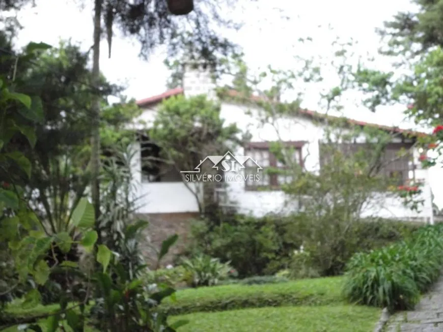 Foto 1 de Casa com 9 Quartos à venda, 500m² em Quitandinha, Petrópolis