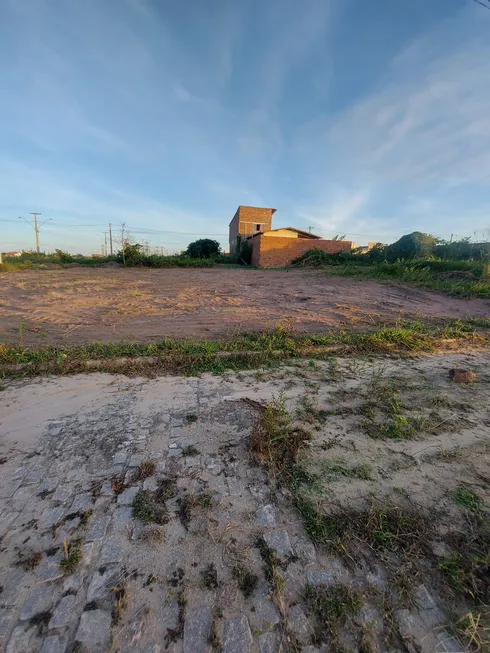 Foto 1 de Lote/Terreno à venda, 330m² em Guajiru, São Gonçalo do Amarante