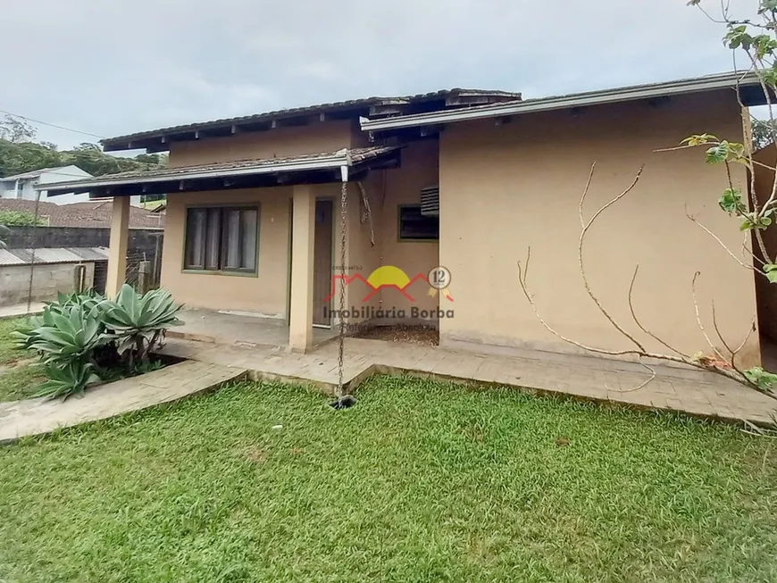 Foto 1 de Casa com 4 Quartos à venda, 185m² em São Marcos, Joinville