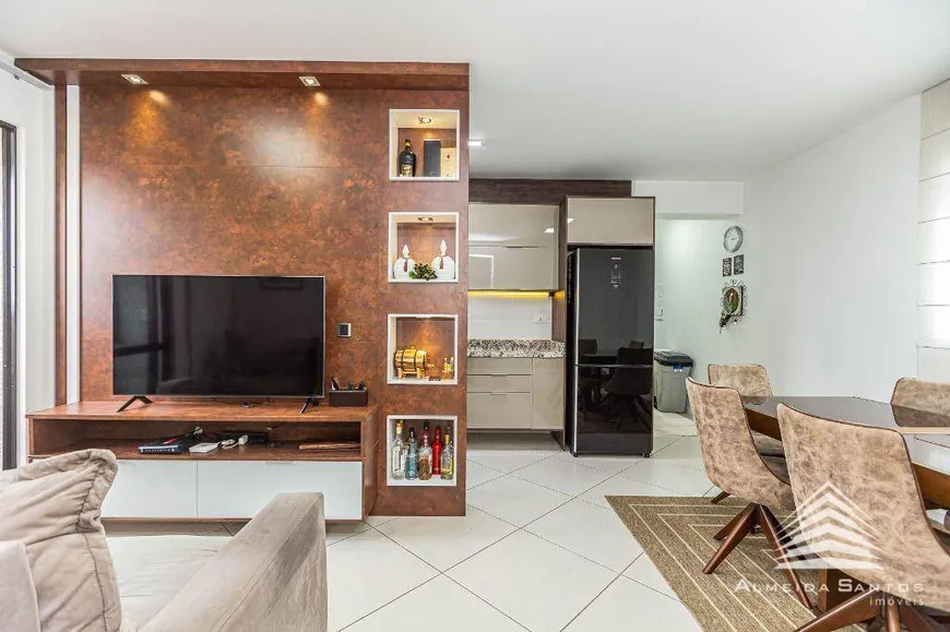 Foto 1 de Apartamento com 3 Quartos à venda, 74m² em Portão, Curitiba