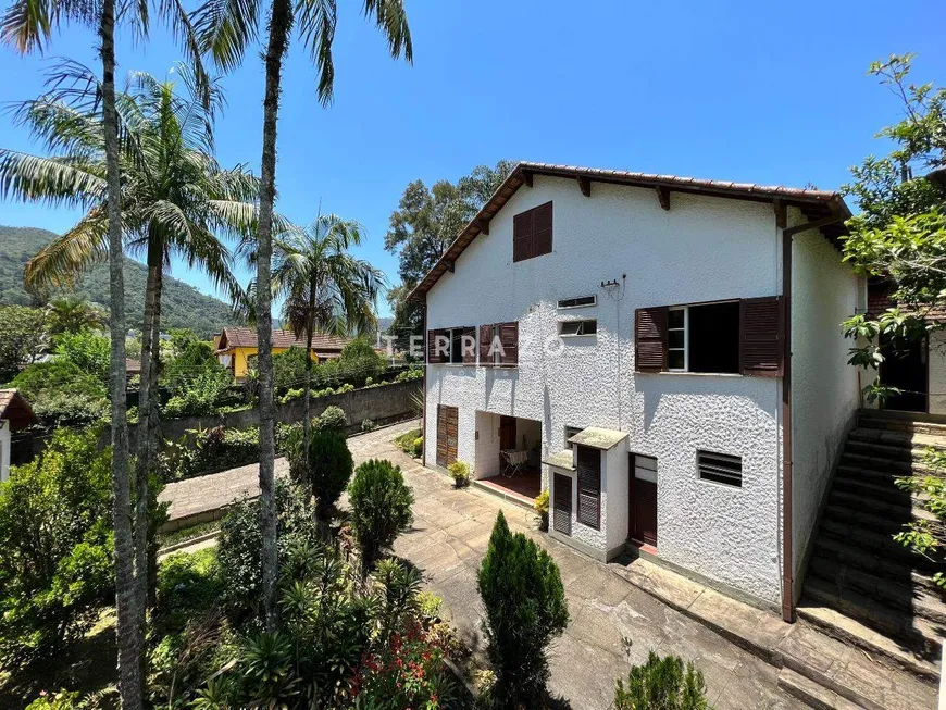 Foto 1 de Casa com 4 Quartos à venda, 318m² em Bom Retiro, Teresópolis