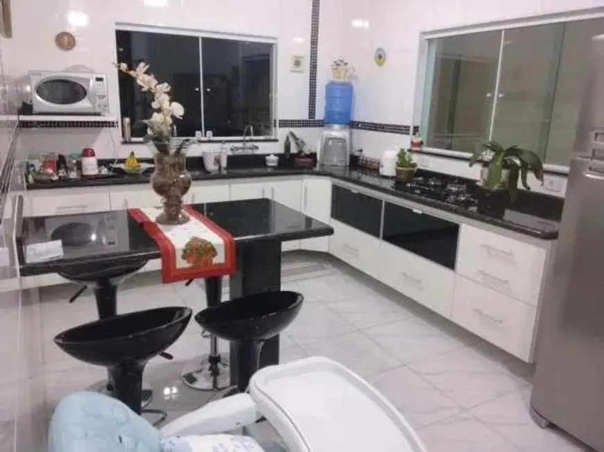 Foto 1 de Casa com 3 Quartos à venda, 190m² em Jardim Tulipas, Sorocaba