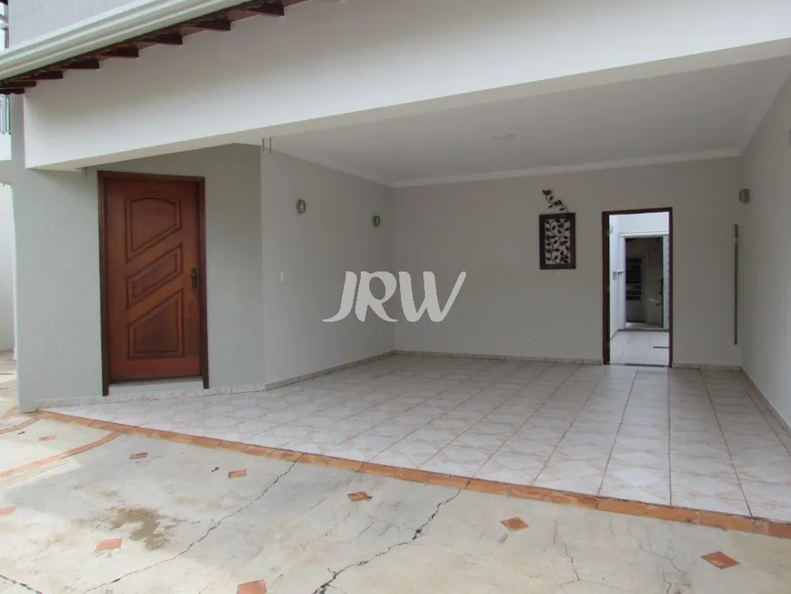 Foto 1 de Sobrado com 4 Quartos à venda, 310m² em Vila Suíça, Indaiatuba