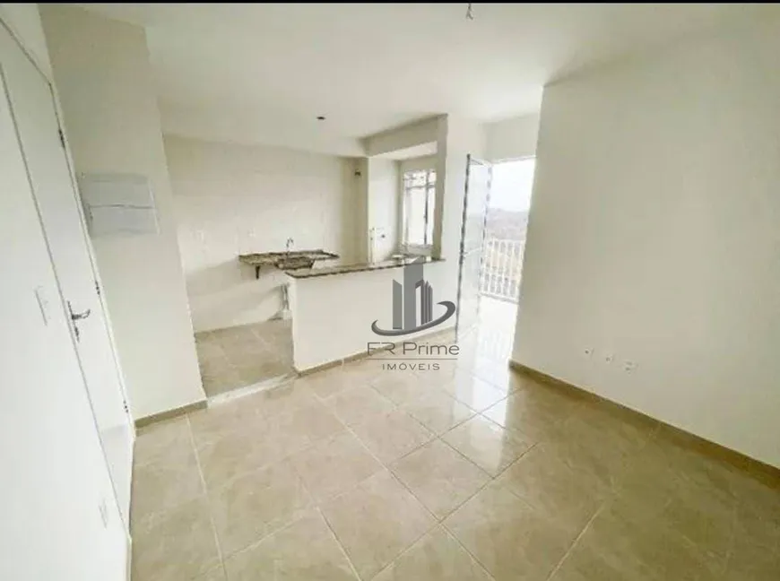 Foto 1 de Apartamento com 2 Quartos à venda, 44m² em Três Poços, Volta Redonda