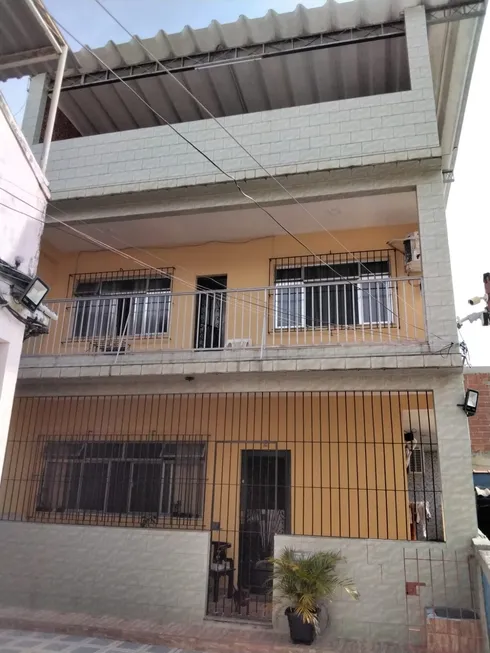 Foto 1 de Casa de Condomínio com 3 Quartos à venda, 130m² em Bento Ribeiro, Rio de Janeiro
