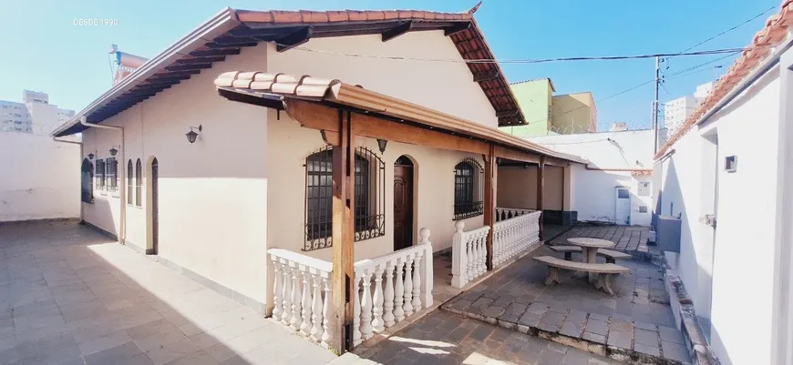 Foto 1 de Casa com 3 Quartos à venda, 190m² em Ipiranga, Belo Horizonte