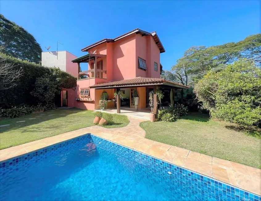 Foto 1 de Casa com 3 Quartos à venda, 480m² em Vila Santo Antônio, Cotia
