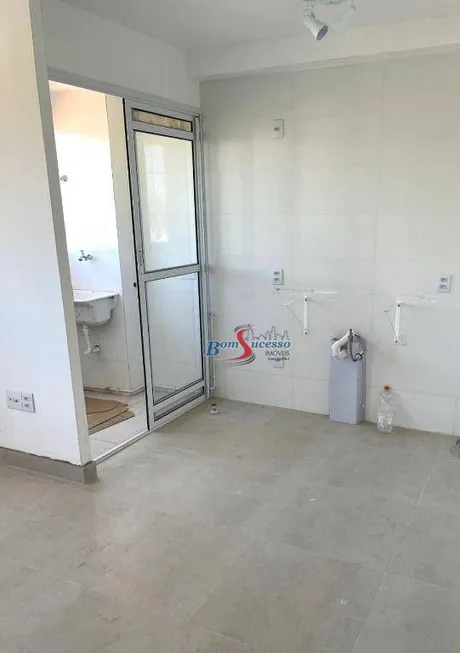 Foto 1 de Apartamento com 2 Quartos à venda, 41m² em Vila Paranaguá, São Paulo