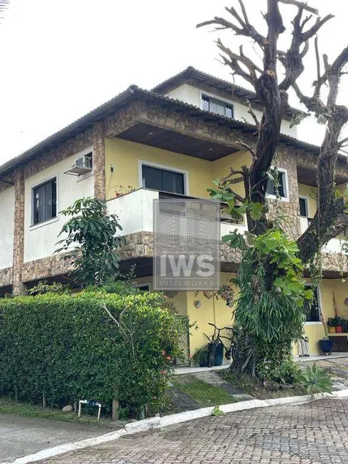 Foto 1 de Casa de Condomínio com 4 Quartos à venda, 350m² em Barra da Tijuca, Rio de Janeiro