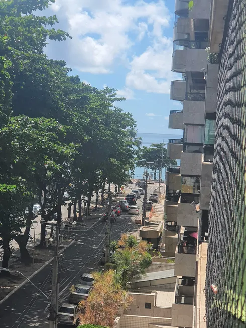 Foto 1 de Apartamento com 3 Quartos à venda, 160m² em Ponta Verde, Maceió